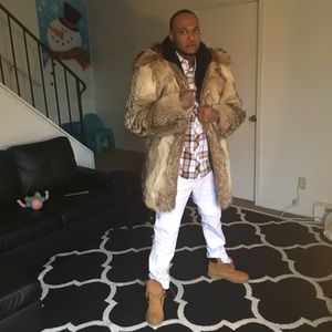 Meet your Posher, Robert